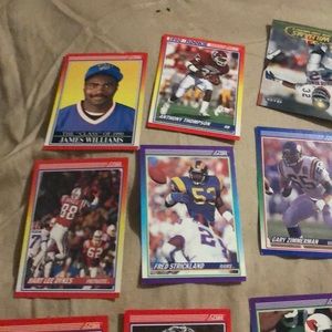 24 assorted football cards